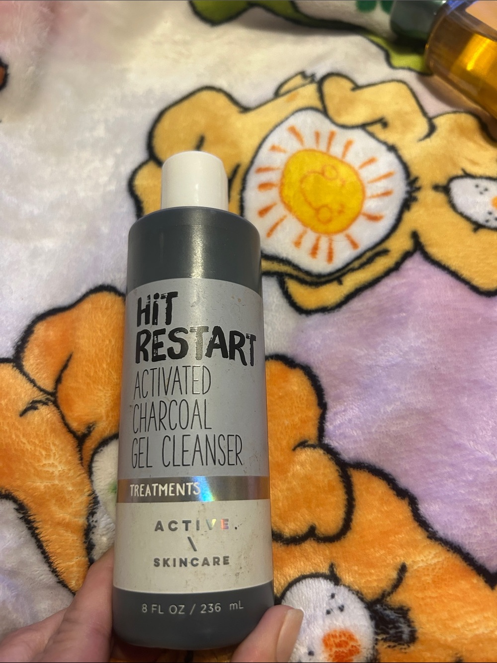 Bath & Body Works Activated Charcoal Gel Cleanser - Black/White
